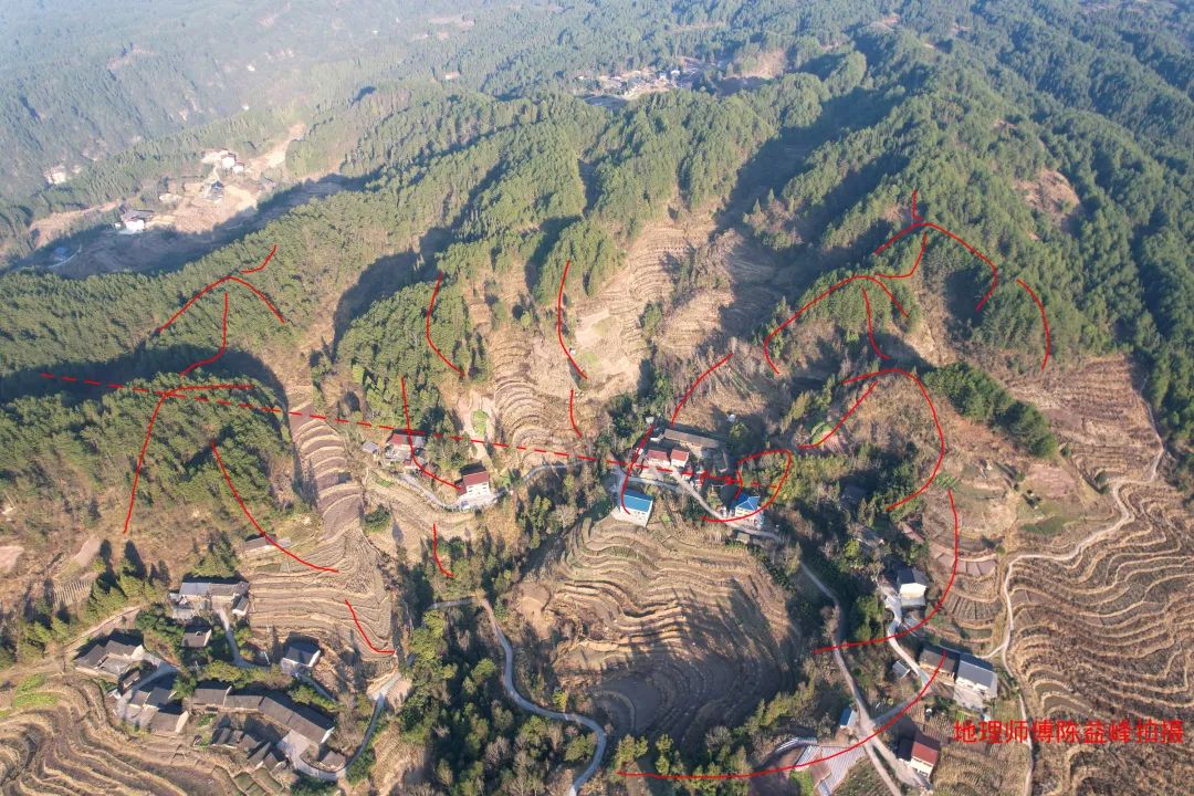 1643361714570628.jpg 图片